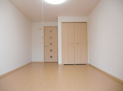 サニーハウスS・Uの寝室