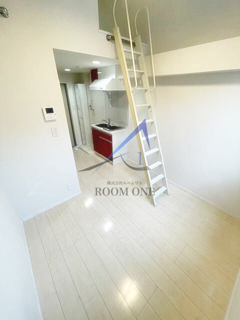 Ｇｌａｎｚ町屋Ⅰの居間・リビング|洋室のお部屋です。