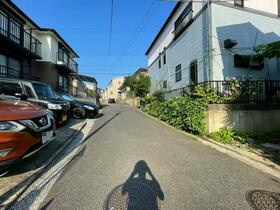 泉区和泉中央北3丁目　新築戸建　3980万円の前面道路含む現地写真