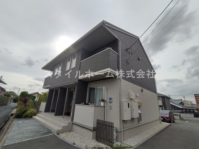 よつ葉館・蒼い館・まほろ館・ほくと館　蒼い館の外観