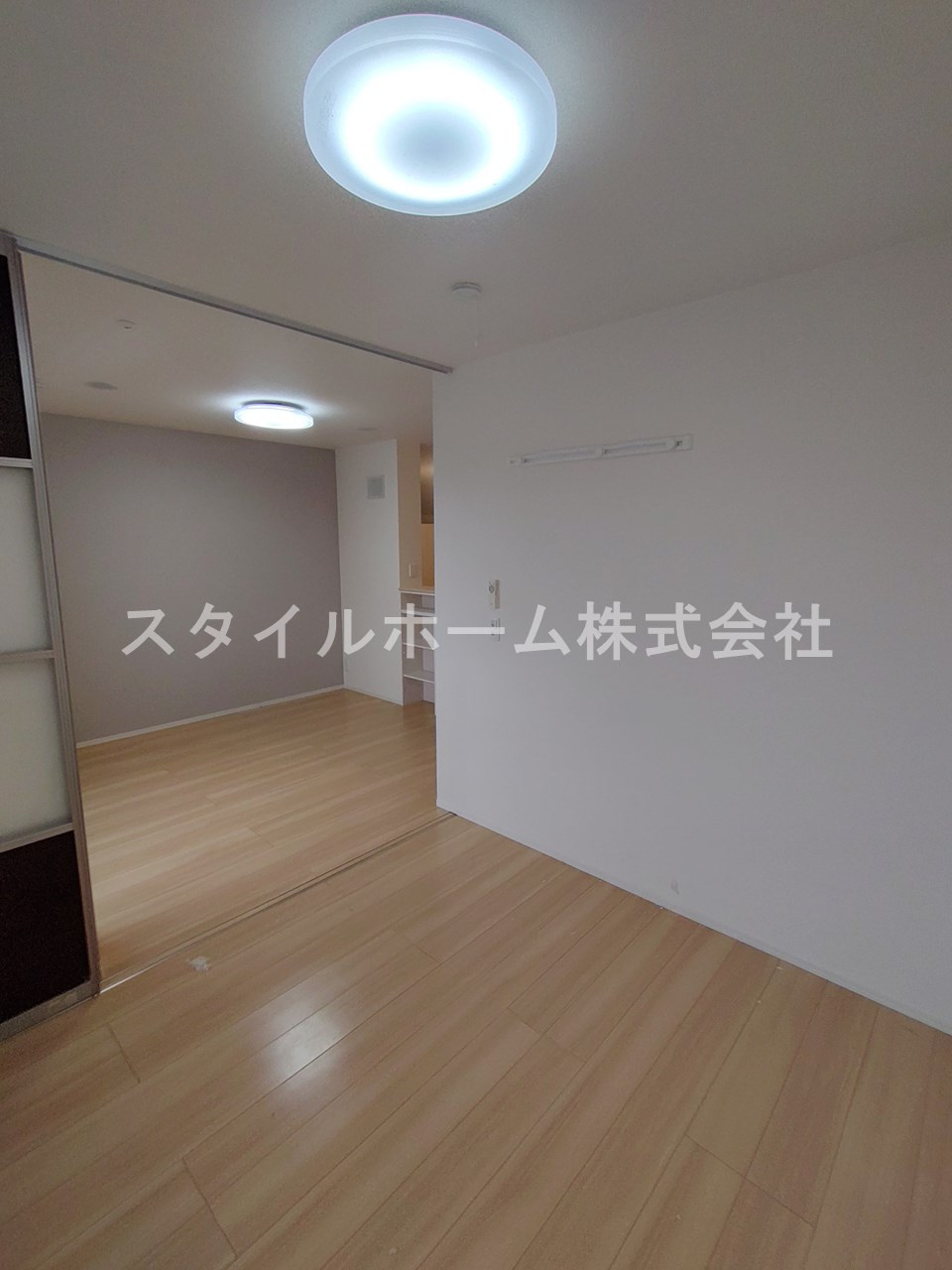 よつ葉館・蒼い館・まほろ館・ほくと館　蒼い館の居間・リビング|イメージ写真です。