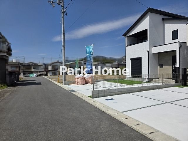高知市瀬戸東町3丁目 -6期3棟1-新築戸建ての前面道路含む現地写真|1号地