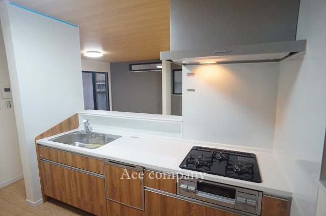 【キッチン】 | 東大阪市大蓮東4丁目 | 食洗機付きのシステムキッチン☆3口ガスコンロ☆