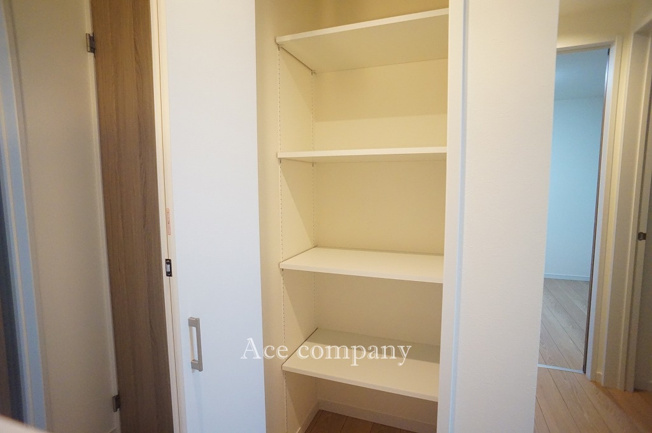 【収納】 | 東大阪市大蓮東4丁目 | 2階廊下にある収納です♪