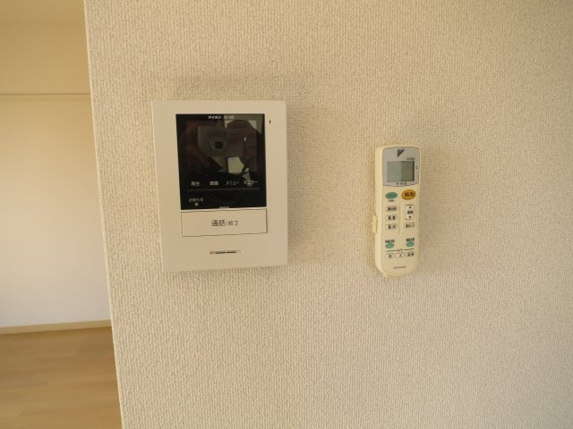 パークアベニューCのセキュリティ|モニター付きドアホンで防犯面も安心です