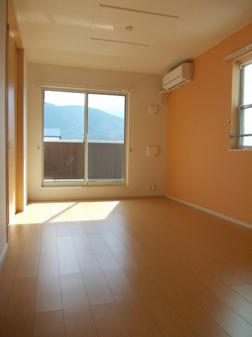 アバンダント・ライフ　Ｂの居間・リビング