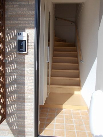 アバンダント・ライフ　Ｂの玄関