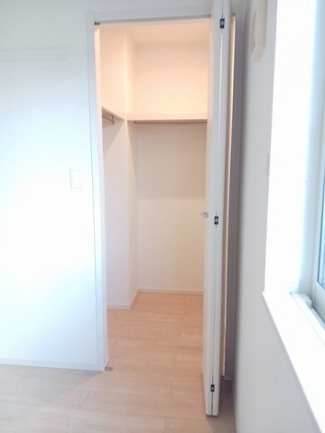 フェリース・フミーの収納