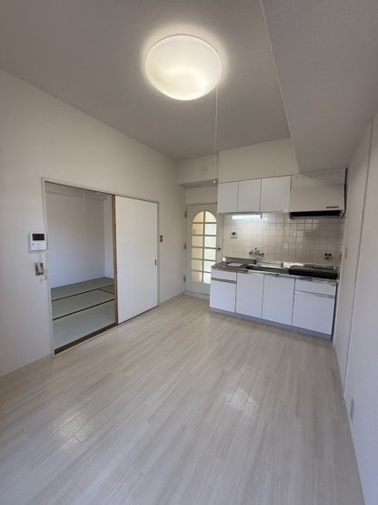 【居間・リビング】 | 弁天マンション | 弁天マンション(GoodHome)