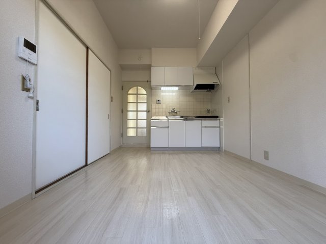 【居間・リビング】 | 弁天マンション | 弁天マンション(GoodHome)