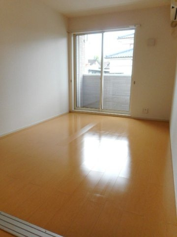 グランソレイユの居間・リビング