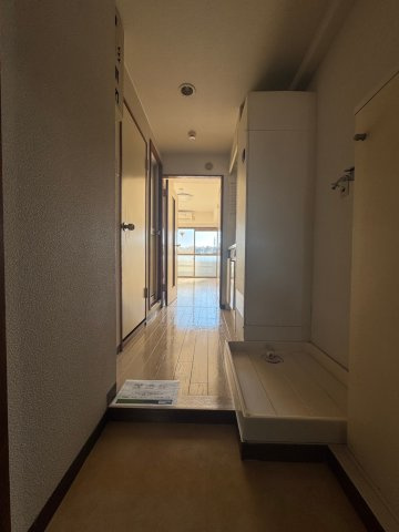 稲城市矢野口の賃貸マンションの玄関