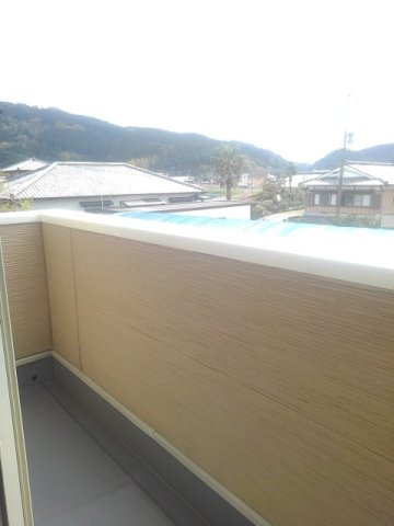 セレーノ・カーサ　Ａ棟のバルコニー