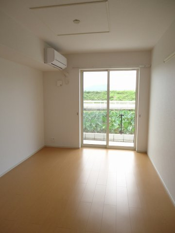 ハッピーメゾン　Ⅲの居間・リビング