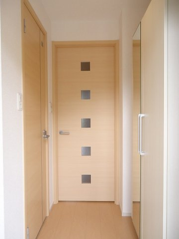 ハッピーメゾン　Ⅲの玄関