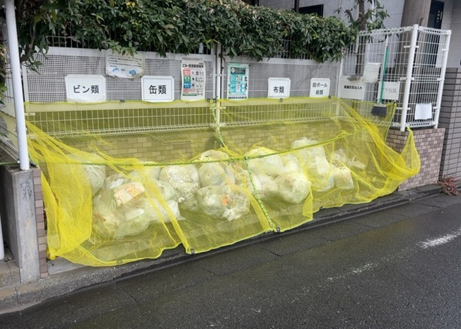 【設備】 | レクセル相模原 | 共有部分は、住民なら誰もが使える設備のこと。例えば駐車場やエレベーター、インターネット設備、セキュリティ設備などがあります。他にも、マンションの廊下・外部階段やエントランス・ゴミ置き場などがあります。