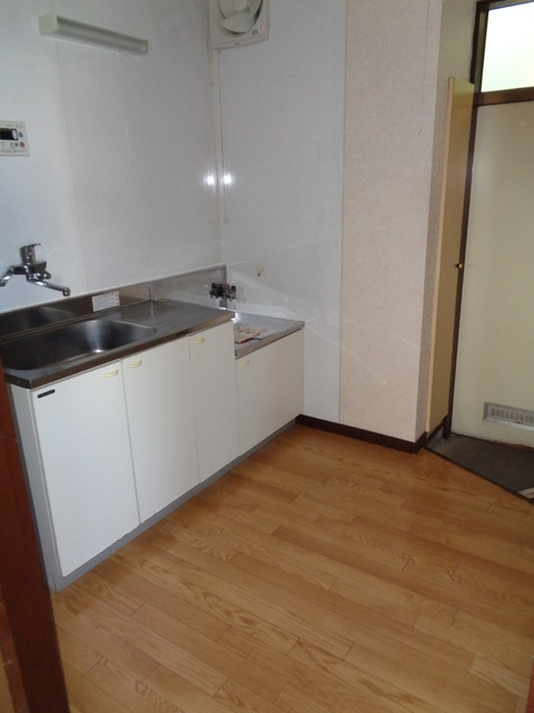 グリーンコーポの居間・リビング|別号室参考写真