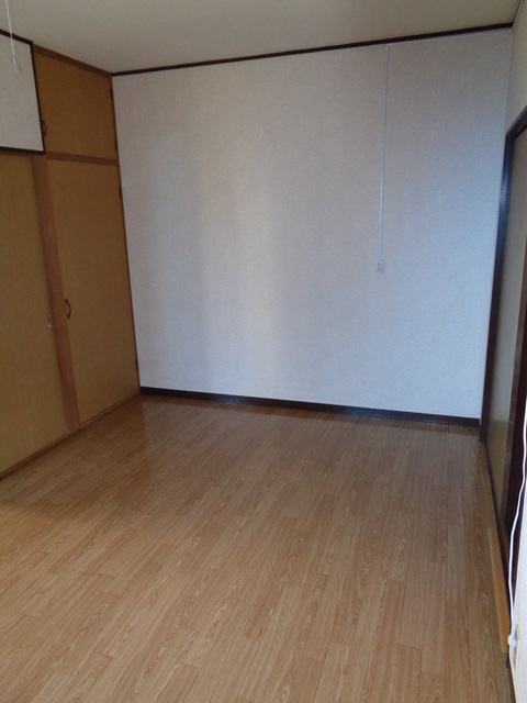 グリーンコーポの居間・リビング|別号室参考写真