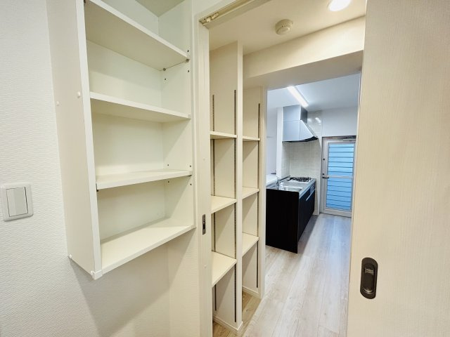 ペンシエロの収納|反転タイプのお写真になります。