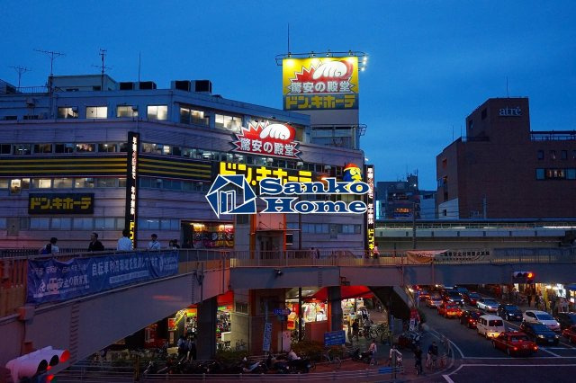 グロースメゾン亀戸のエントランス