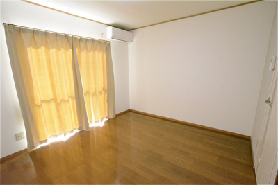 【居間・リビング】 | 柞田石井ハイツ