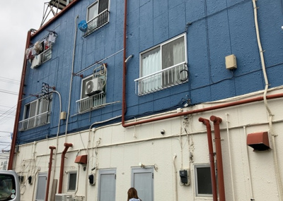 【外観】 | シャトル愛川 | 土地の面積＝住宅面積ではありません。建ぺい率の問題などで、土地のある場所によって住宅を建てられる面積は限られています。高さもしかり、「土地」という言葉の中には、建築条件も含まれると考えておきましょう。