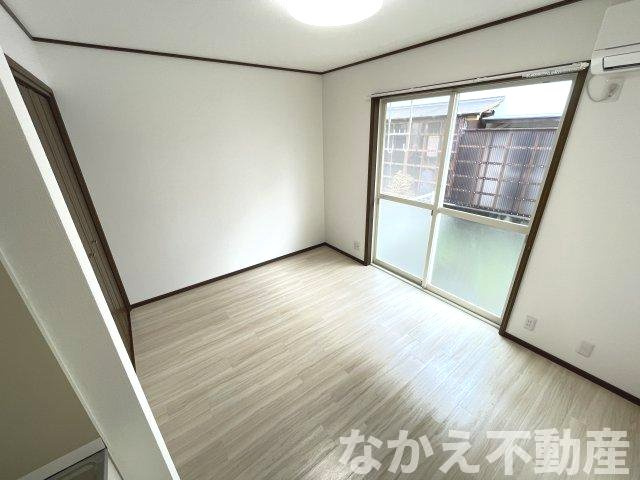 【居間・リビング】 | ゆったりとした居間です