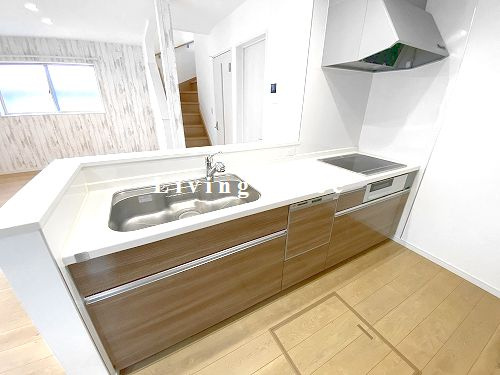 【仲介手数料０円】秦野市今泉　中古一戸建てのキッチン|秦野市今泉　中古一戸建て