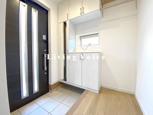 【仲介手数料０円】秦野市今泉　中古一戸建ての玄関|秦野市今泉　中古一戸建て