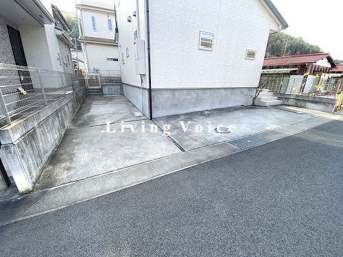【駐車場】 | 【仲介手数料０円】秦野市今泉　中古一戸建て | 秦野市今泉　中古一戸建て