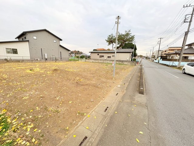 坂戸市石井　建築条件なし売地　東武東上線『北坂戸駅』徒歩33分　【勝呂小学区】の外観