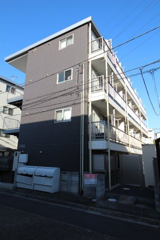 さいたま新都心Bの外観