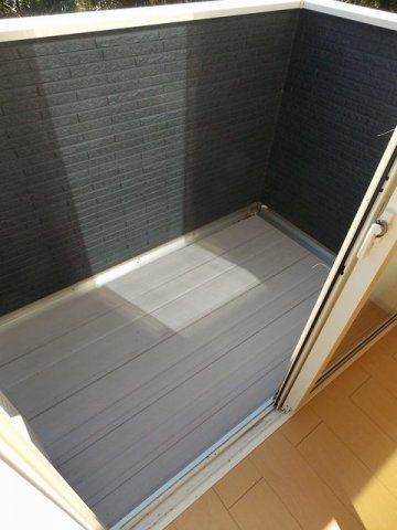 シャローム　中学校通りのバルコニー