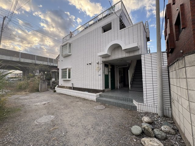 サンライズ市川の周辺