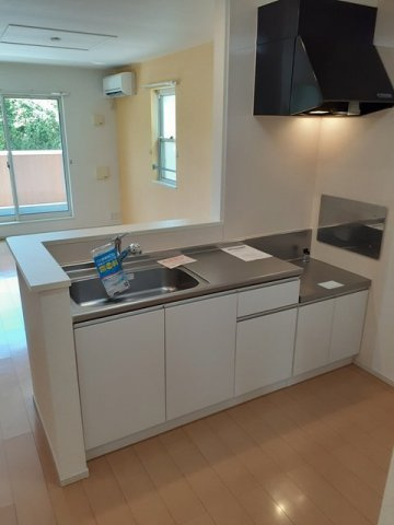 ラヴェール若宮のキッチン