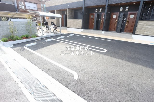 【駐車場】 | マシオンレーヴ豊南 | 敷地内駐車場あり◎