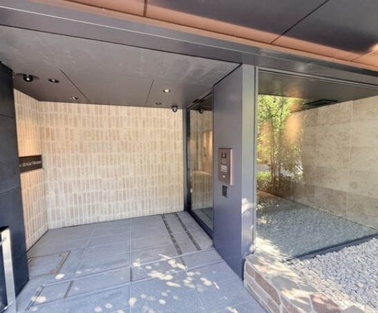 パークホームズ落合南長崎のエントランス