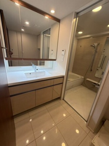 パークホームズ落合南長崎の洗面所