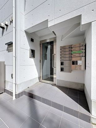 プロスペリティ北千住のエントランス