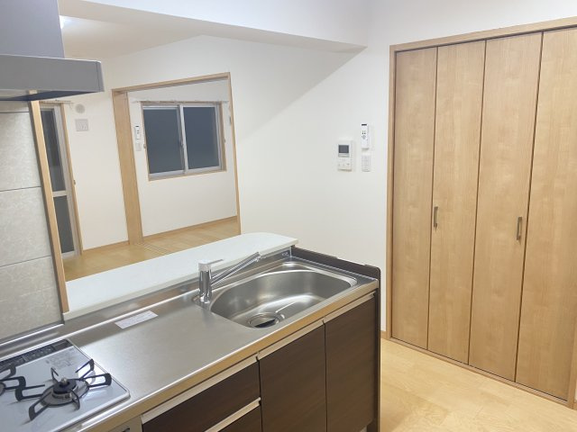 グランドソレイユカカズⅡのキッチン