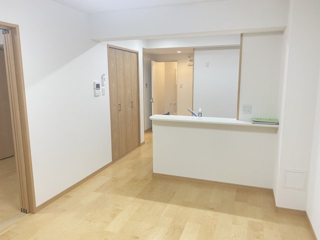 グランドソレイユカカズⅡの居間・リビング