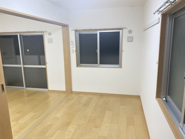 グランドソレイユカカズⅡの居間・リビング