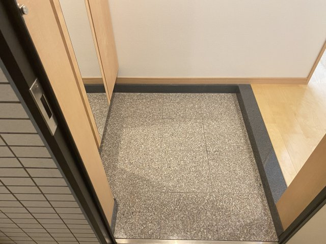 グランドソレイユカカズⅡの玄関