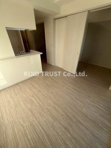 ソルレヴェンテ新梅田の居間・リビング|こちらの居間で趣味の時間をお楽しみください