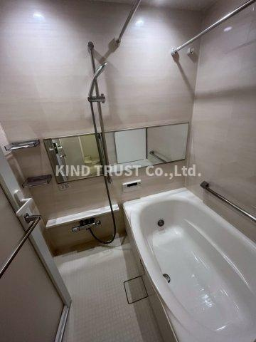 ソルレヴェンテ新梅田の浴室|落ち着いた空間のお風呂です