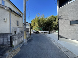 【前面道路含む現地写真】 | 秋葉台