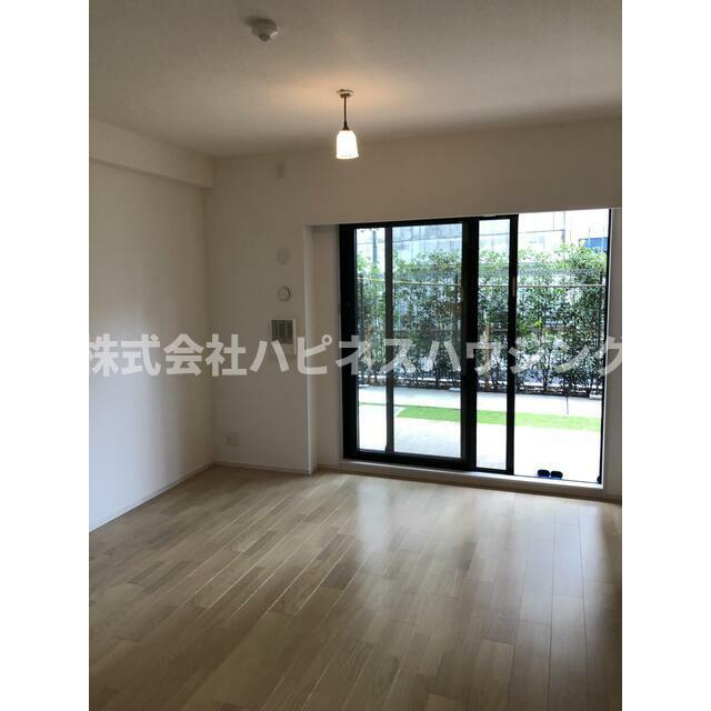 ルピアグランデ柏エアリーコートの居間・リビング