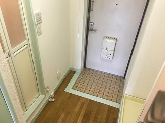 【玄関】 | ウエストアベニュー