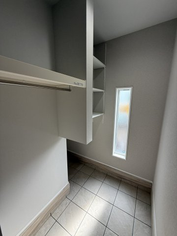 【東金駅徒歩６分】東金市東金限定１棟新築戸建の玄関