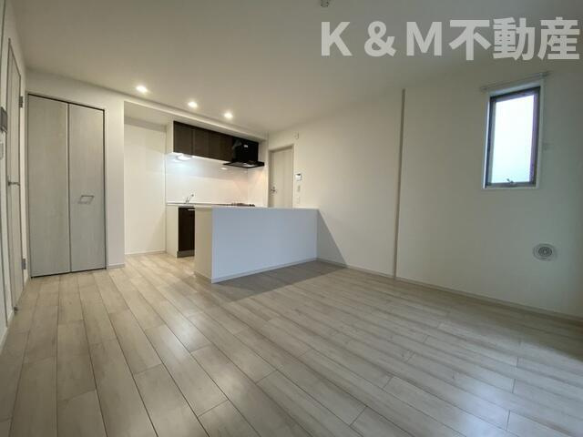 ＫＥＩＡＩ　ＲＥＳＩＤＥＮＣＥ　豊四季の内装|明るい室内です